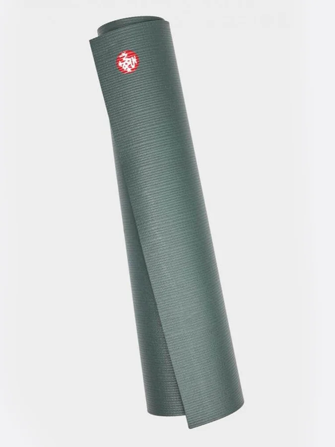 manduka PROマット 71インチ x 26インチ Manduka Pro Standard 71 Inch Yoga Mat - MoreYoga
